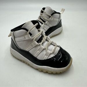 Nike Air Jordan 11 Retro TD Gratitude Kids Youth Black White Gold 8C Read